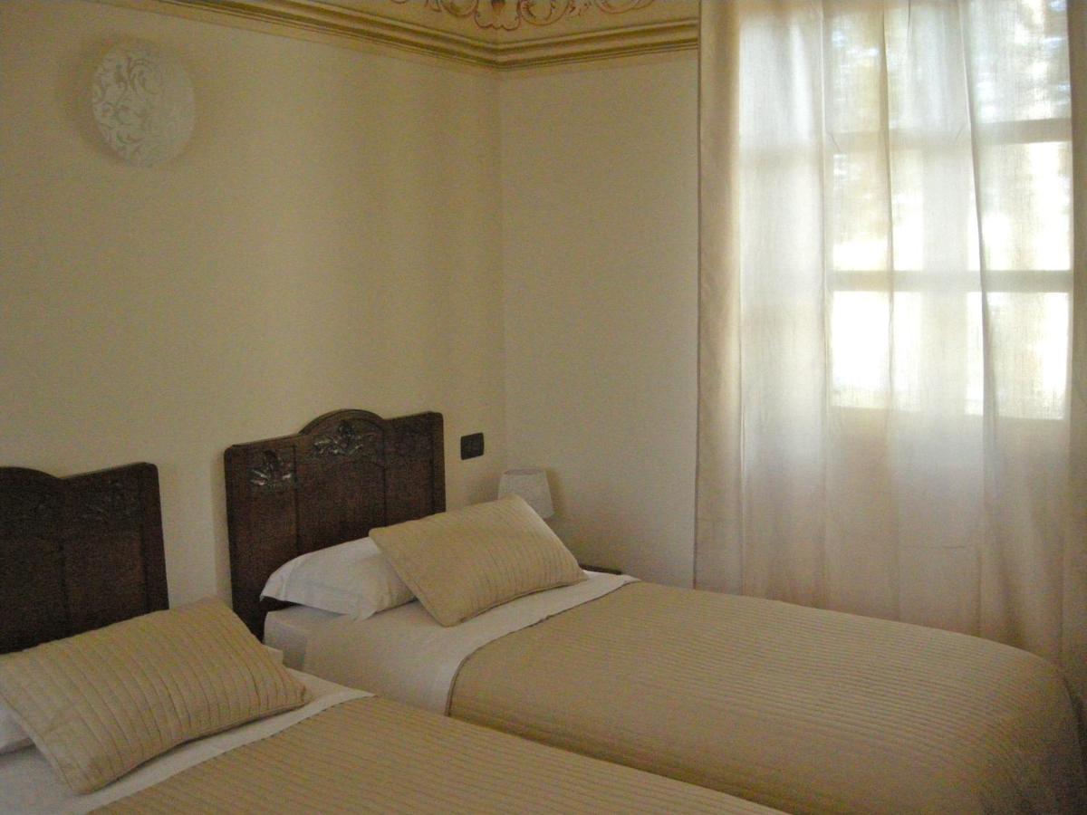 Villa Scati Apartments Мелаццо Экстерьер фото