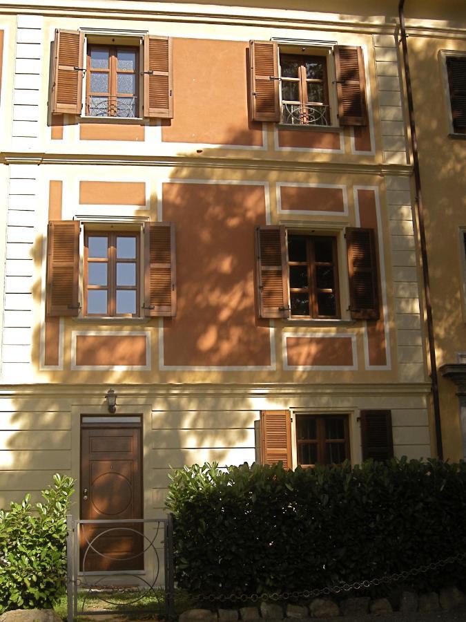 Villa Scati Apartments Мелаццо Экстерьер фото