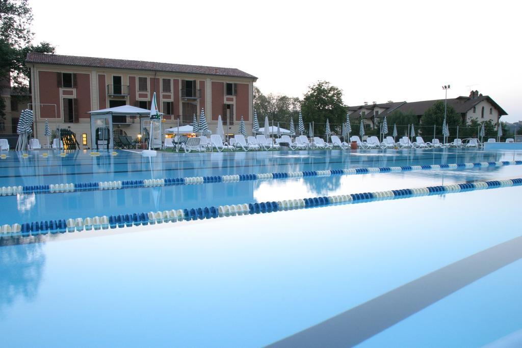 Villa Scati Apartments Мелаццо Экстерьер фото
