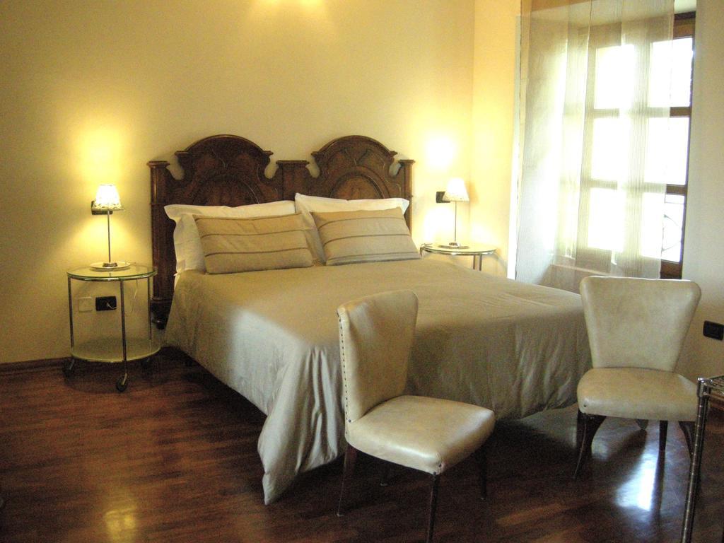 Villa Scati Apartments Мелаццо Экстерьер фото