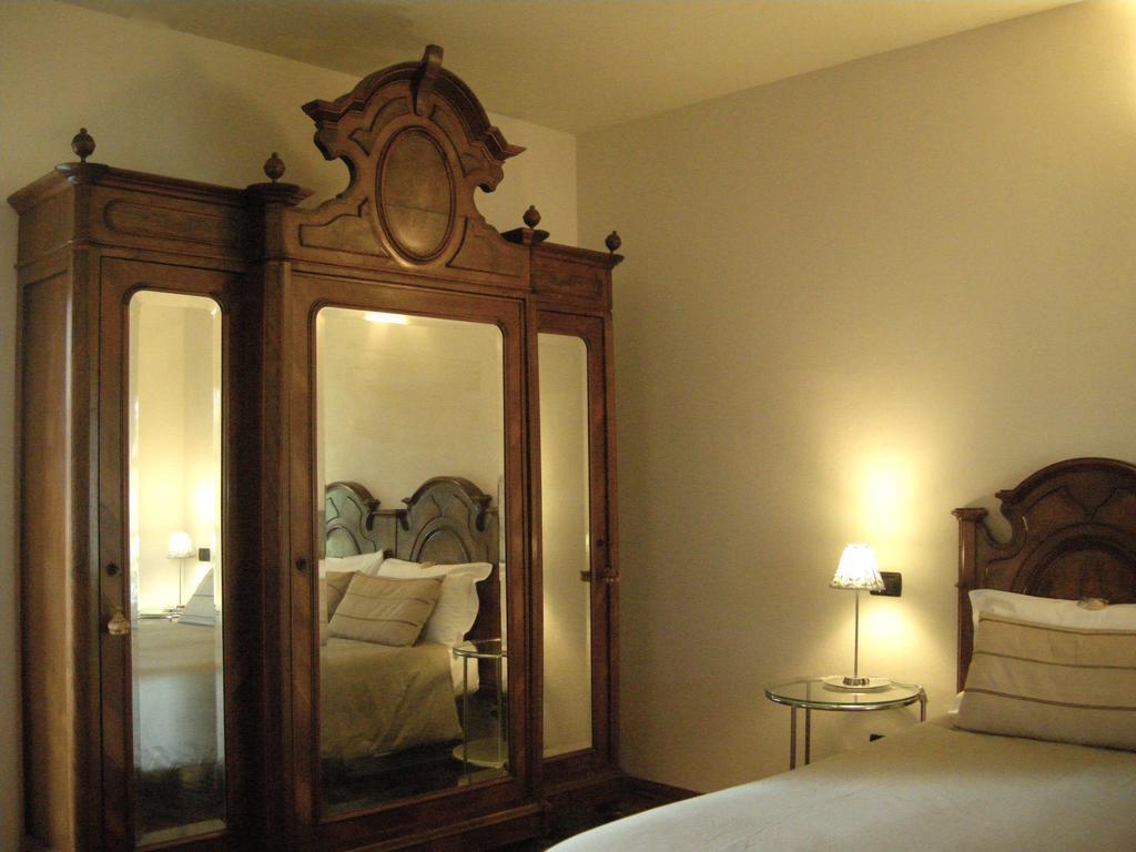 Villa Scati Apartments Мелаццо Экстерьер фото